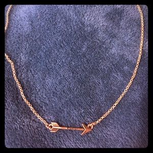 Adjustable arrow necklace